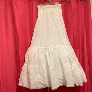 David’s Bridal slip